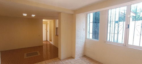 Imagen 9 de 30 de Cálida Y Amplia Casa En Venta - Condominio Privado En Cuajim