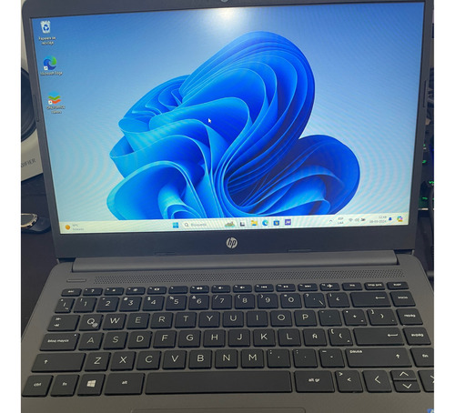 Notebook Hp 240 G8 240 G8, 4gb De Ram 240gb Ssd Windows 11