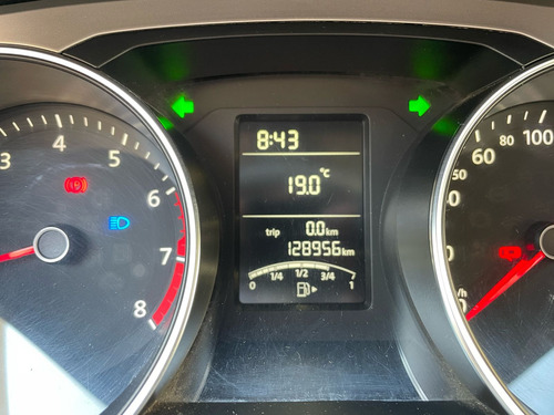Volkswagen Jetta 2.0 Live Mt