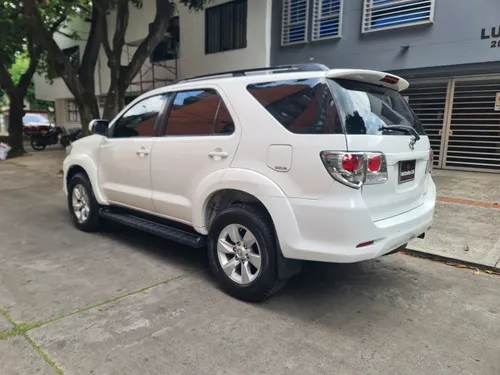 Toyota Fortuner 2.7l 4x2
