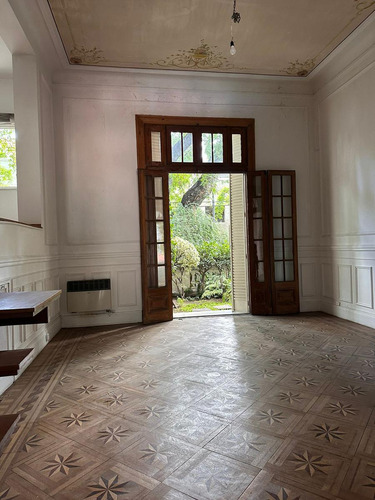Olleros 2100 - Casa En Venta Con Jardín Y Pileta - A Reciclar
