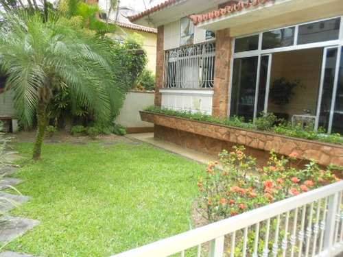 Imagem 2 de 13 de Marape´- Casa 3 Dormitórios-piscina-churrasqueira-8 Vagas!