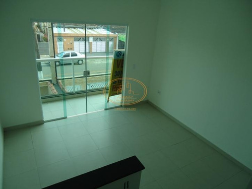Casa Com 2 Dormitório(s) Localizado(a) No Bairro Vila São Jorge Em Santos / Santos - 5576