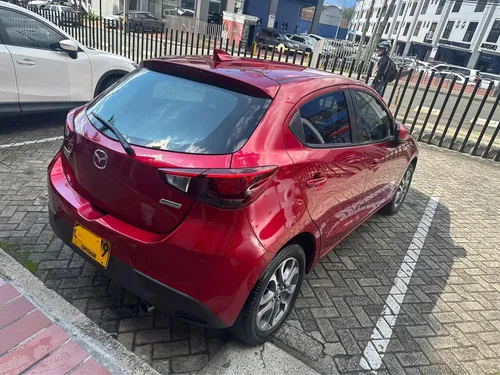 Mazda 2 GRAND TOURING LX