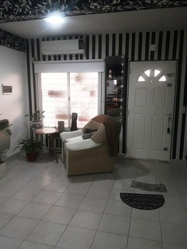 Imagen 2 de 9 de Casa Ph En Venta En Villa Luzuriaga