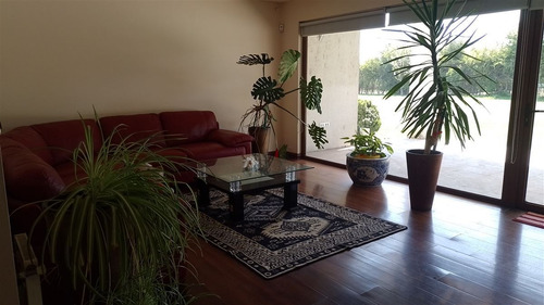 Vendo Parcela Con 5 Dorm. En Agarrobal Ii/chicureo
