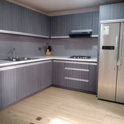 Apartamento En Valencia,urb Prebo,resd Doña Angela.  157mts,4hab,balcon.  Ag / Yabas