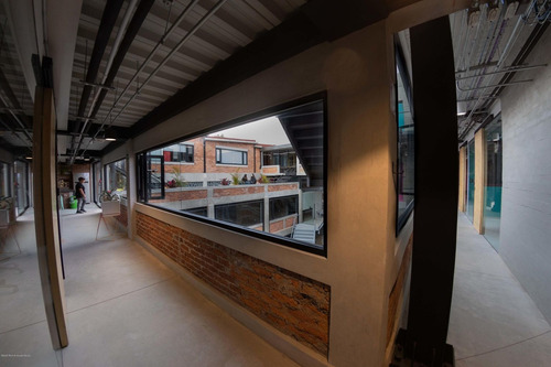 Imagen 2 de 14 de Oficina Comercial En Renta En Granada Av Cervantes Saavedra 212427ru