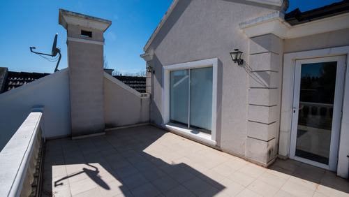 Venta Casa En Fincas De San Vicente