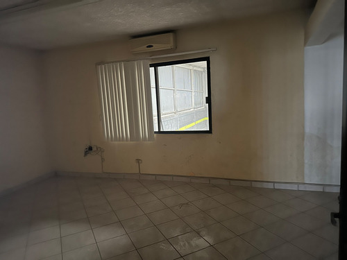 Local Comercial En Venta Col . El Refugio Gómez Palacio Durango