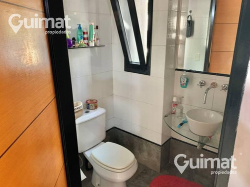 Imagen 4 de 17 de 3 Ambientes Baño Toilette Cochera, En Duplex (dormitorios Arriba) Balcon Al Frente