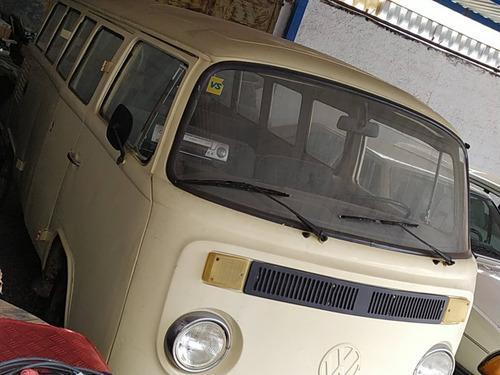 Imagem 3 de 8 de Volkswagen Kombi 1.6 Mi Std 8v Gasolina 3p Manual