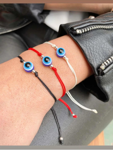 Pulsera Macramé Mal De Ojo Hilo Chino Y Bolitas De Plata