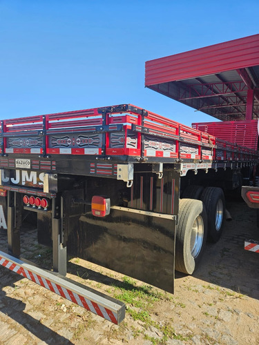 Vw 24-250 Carga Seca Bitruck 8x2 Vermelho