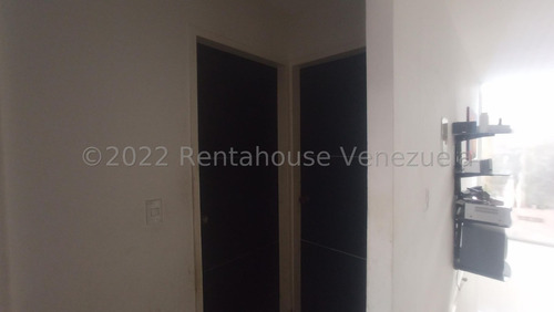 Imagen 21 de 30 de R.c +++ Casa En Venta En Roca Del Norte Barquisimeto Lara +++código 23-12706 Rafael Carrasquel Vende Contáctame 0424.593.75.42 Instagram: @rentahouse.centrooccidente ++