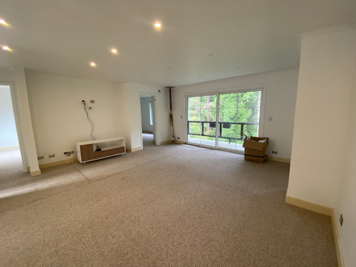 Casa De 3 Pisos De 350 M2, 6d 4b, Altos Del Cruces, Valdivia