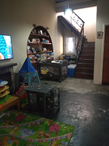 Imagen 6 de 12 de Casa Venta Isidro Casanova