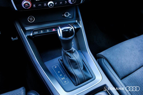 Imagem 13 de 15 de Q3 2.0 40 Tfsi Gasolina Sportback Performance Black Quattro