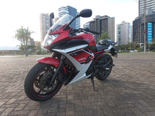 Imagem 2 de 8 de Yamaha Xj6 F. 2014/2015