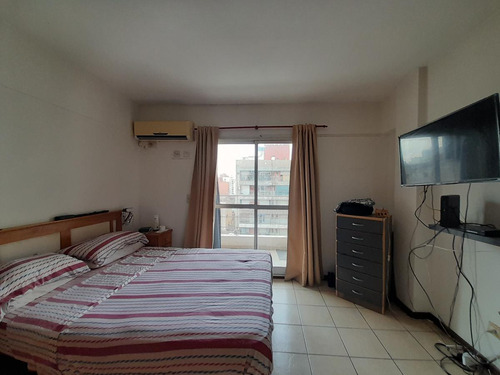Venta/permuta - Monoambiente - Balcón - Seguridad - Centro, Rosario.