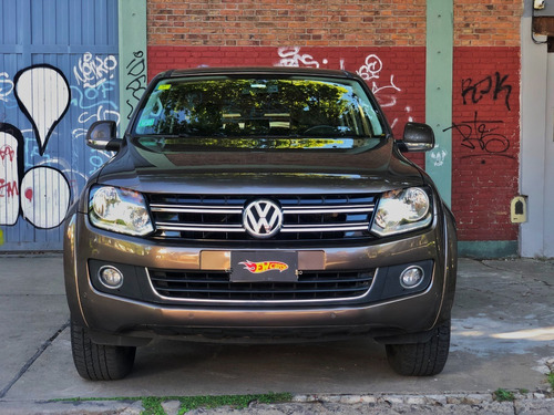 Volkswagen Amarok Highline - 4x2 - Manual - Permuto/financio