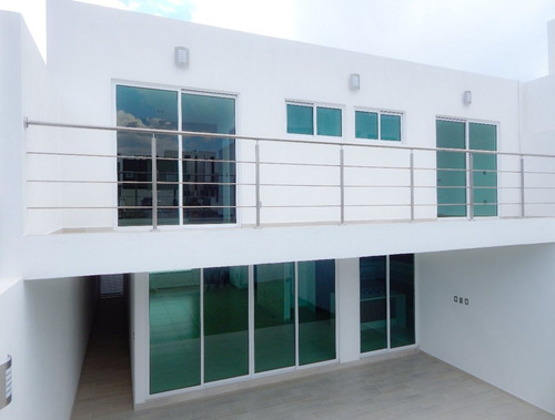 Hermosa Residencia, Lomas De Juriquilla, Jardín, Terraza, Estudio O 4ta Rec Pb