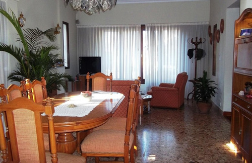 Imagen 5 de 10 de Gran Chalet En La Mejor Zona