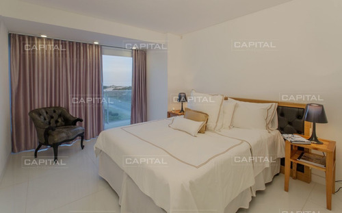 Imagen 16 de 23 de Espectacular Penthouse Duplex Mythos Ubicado En La Parada 31 Playa Brava. - Punta Del Este Brava