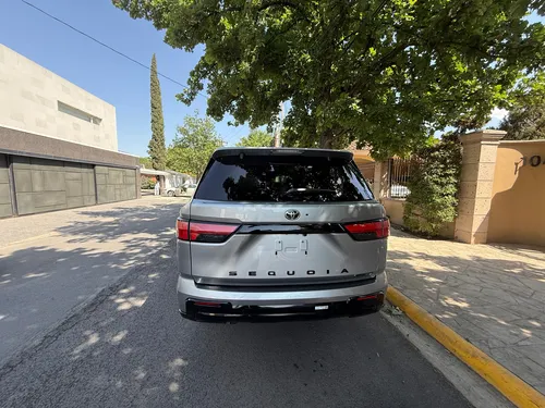 Toyota Sequoia 3.5 Hev Platinum 4Wd