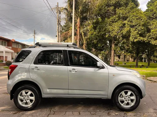 Daihatsu Terios Okii 1.5 MT 4x4
