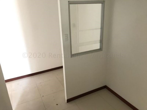 Imagen 18 de 30 de Local En Alquiler Este Barquisimeto, Centro Comercial, Baño Privado, Vigilancia, Estacionamiento, Info. 0424-5325471, Codigo 22-11973 Mf