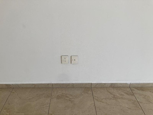 Imagen 9 de 10 de Local En Centro Comercial En Renta En Plazas Del Sol 1a Sección, Querétaro, Querétaro