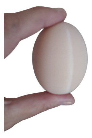 4 Huevos Artificiales De Plástico Para Gallinas Ponedoras