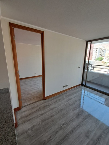 Encantador Depto En Venta, Edificio Bahía-sector Av. Brasil