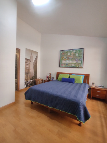 Town House En Venta. Urb. Santa Eduvigis