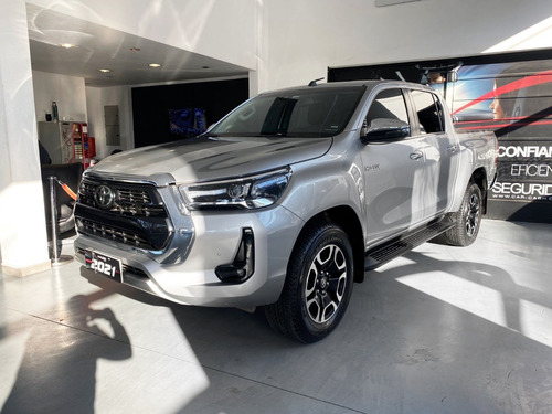 Imagen 1 de 17 de Toyota Hilux 2.8 Srx 204cv 4x4 At 2021 - Car Cash