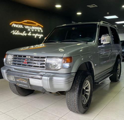 Mitsubishi Montero 3.0 V13