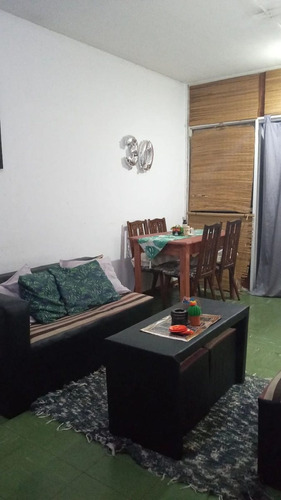 Departamento De 3 Ambientes En Barrio Don Orione.