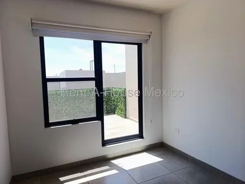 Zákia, Renta - Casa Con Cuarto De Tv, 3 Recámaras, Amenidades