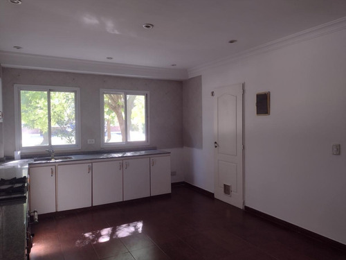 Imagen 22 de 30 de Excelente Casa A La Venta De 4 Ambientes. Barrio Los Sauces. Pilar