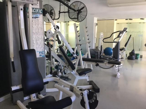 3 Ambientes Con Cochera. Torre Con Amenities. Palermo.
