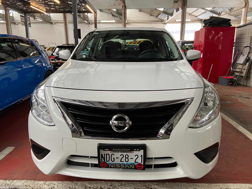 Imagen 2 de 13 de Nissan Versa 2018 1.6 Sense At