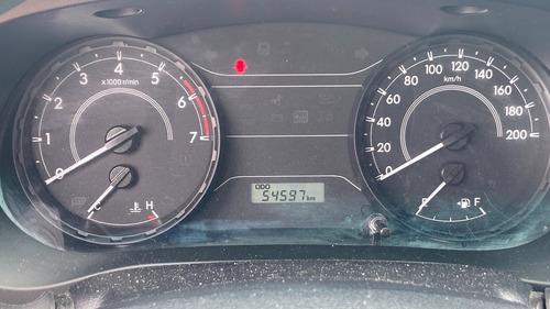 Imagen 6 de 14 de Toyota Hilux Sr 2018