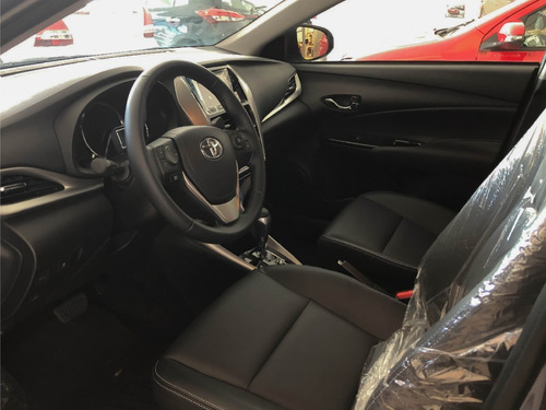 Imagen 15 de 18 de Toyota Yaris 4p Xls Cvt My 2022 Reserva De Cupo Mr