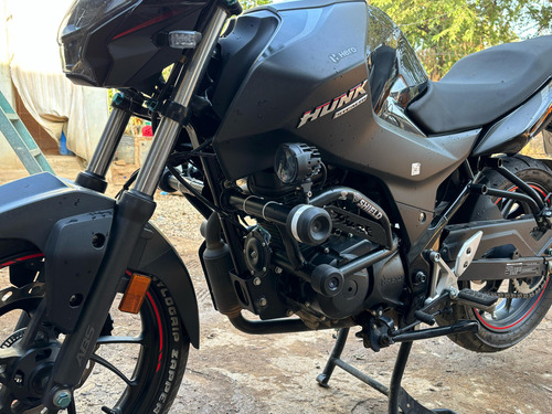 Slider Shield Para Hero Hunk 160r Negro