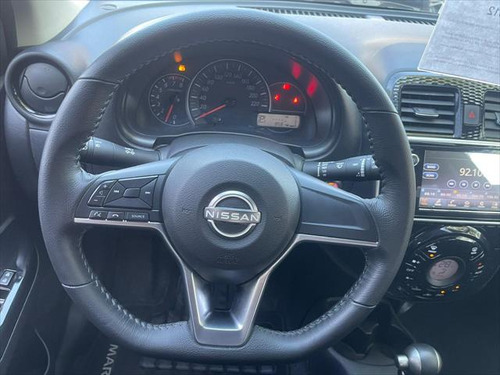 Nissan March 1.6 Exclusive At