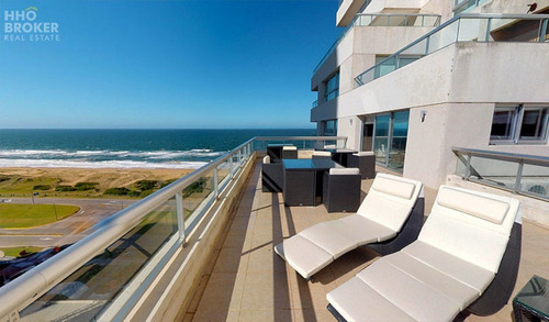 Imagen 13 de 28 de Apartamento En Venta Torre Lobos, Planta Especial. - Punta Del Este Brava