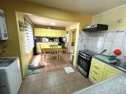 Vende Casa En Los Altos De Chiguayante.