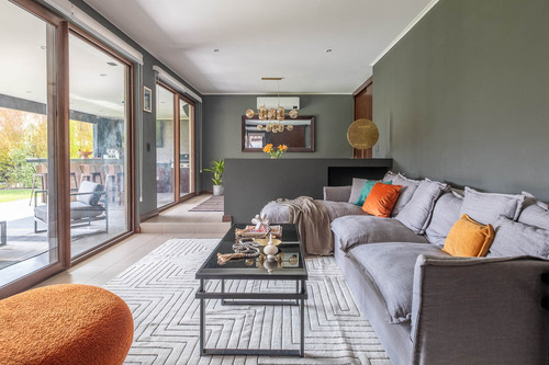 Condominio Los Robles: Hogar Ideal En Piedra Roja