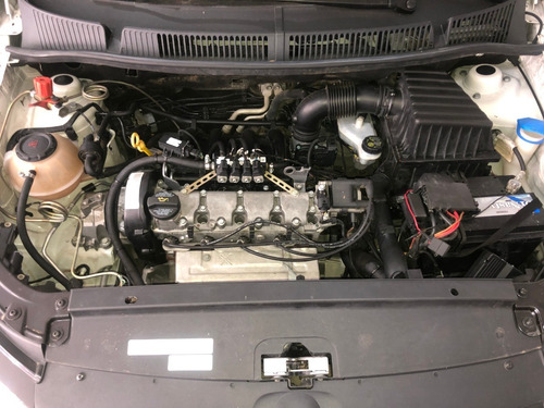 Imagen 10 de 11 de Volkswagen Suran 1.6 Full Gnc 2018